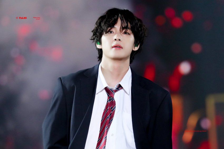 BTS’s V Tops Real-Time Search Engines Just By Showing His Face - Koreaboo