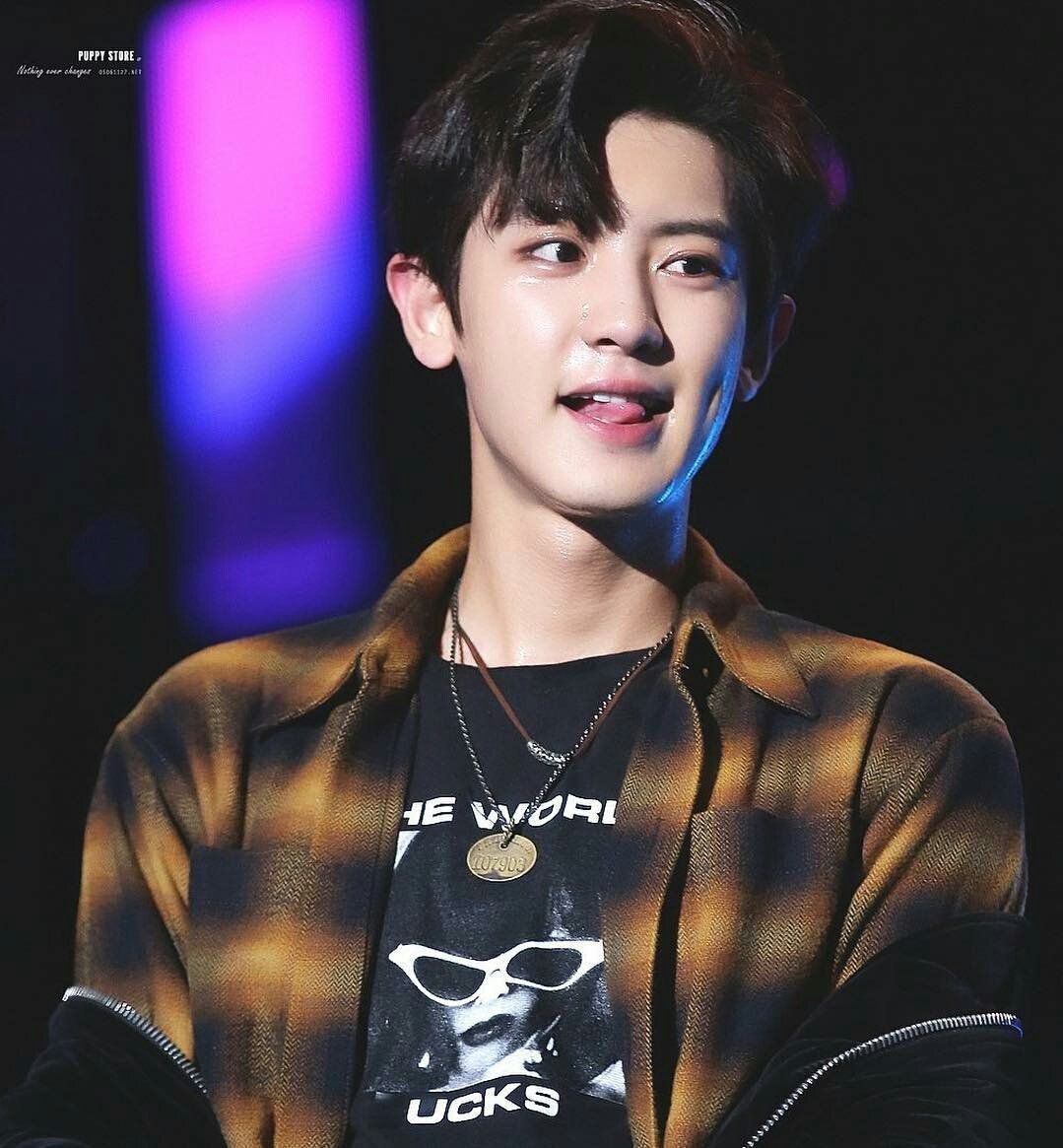 Just 31 Photos Of EXO Chanyeol And His Deep Dimple To Make Your Day ...